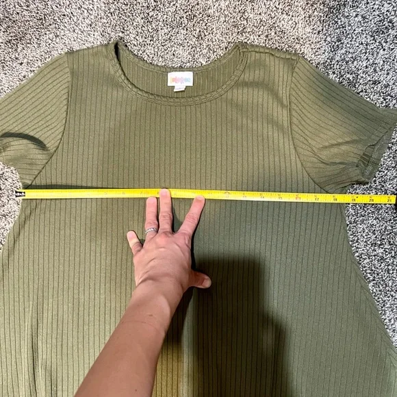 LuLaRoe Olive Green Midi, High- Low Dress with Short Sleeves size Small - Picture 8 of 9